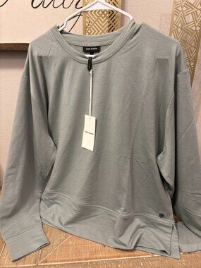 NEW Women's Cozy Earth StudioLite Crewneck